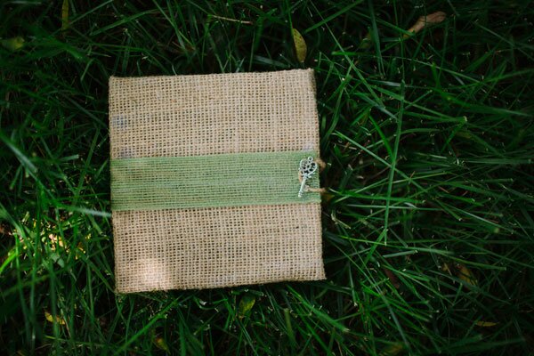 Secret_Garden_Wedding_by_Lime_Green_Photography.11