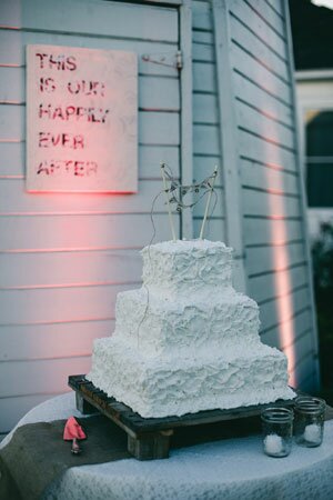 Poppy_Pink_Orange_County_Wedding_by_Studio_7_Photography.27 Huntington Beach Pink Wedding