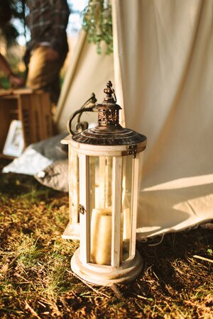 Glamping_Anniversary_Shoot_by_Taylor_Rhoades_Photography.11 Glamping Shoot
