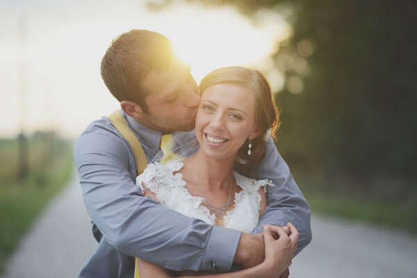 Iowa_Barn_Wedding_by_Hannah_White_Photography.17 Iowa Barn Wedding