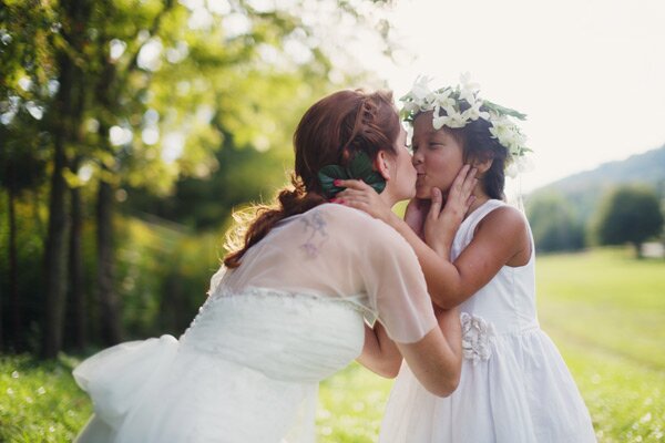 Lauren_UiJin's _Laid-Back_Lake_Wedding_by_JameyKay_Young_Photography.22 Tennessee Lake Wedding