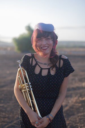 Quirky_Musical_Engagement_Session_by_Between_Lenses_and_Roses.18