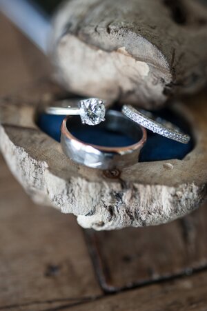 Handmade_Hawaiian_Wedding_by_Rachel_Robertson_Photography.03