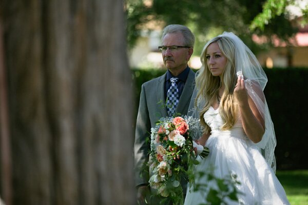Romantic_Modern_Nut_Farm_Wedding_by_Studio_7_Photography.08