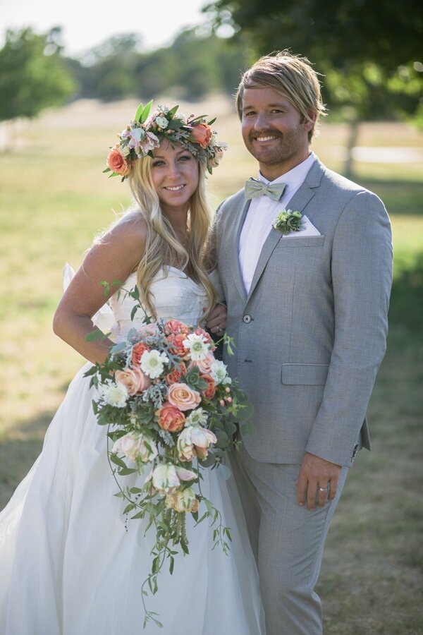 Romantic_Modern_Nut_Farm_Wedding_by_Studio_7_Photography.13