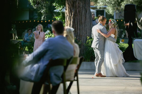 Romantic_Modern_Nut_Farm_Wedding_by_Studio_7_Photography.29